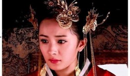 杨幂主演的宫在线观看,穿越时空的宫廷传奇，在线观看重温经典