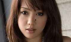 爆料周姓女星是谁呀视频,周姓女星身份曝光，视频爆料引发热议