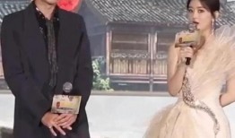 娱乐八卦姐妹吃瓜,吃瓜现场，笑料连连！