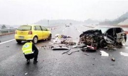 咸宁大爆料车祸新闻视频,视频曝光事故瞬间惨烈瞬间